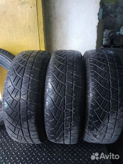 Michelin Latitude Cross 215/65 R16