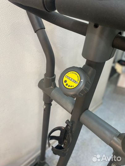 Эллиптический тренажер torneo