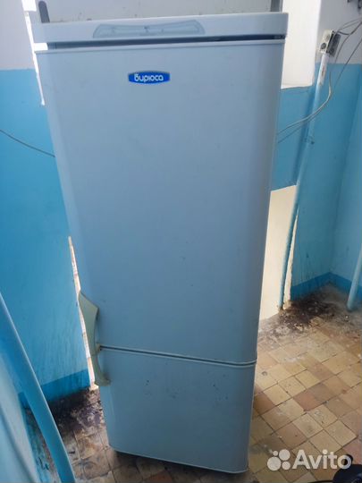 Холодильник бирюса 134R на запчасти