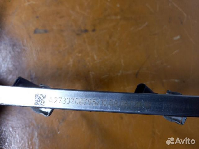 Топливная рампа Mercedes Ml W164 M273 5.5 I 2009