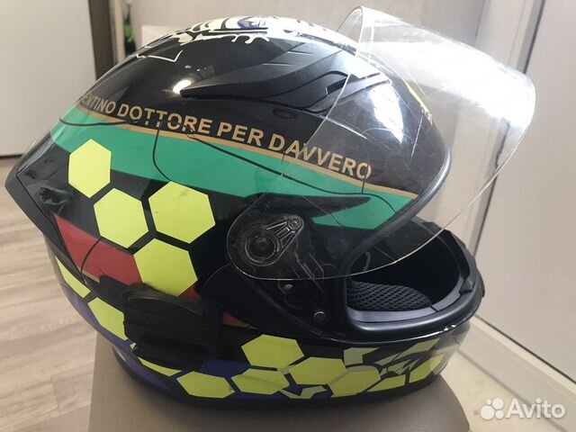 Крутой мотоциклетный шлем