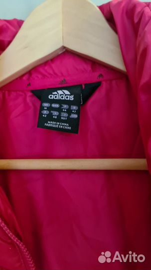 Adidas пуховик женский 48-50 оригинал