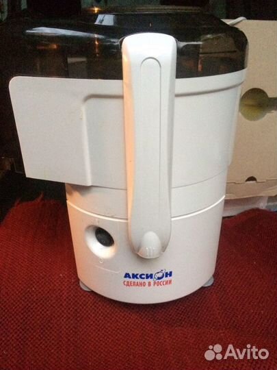 Соковыжималка электрическая