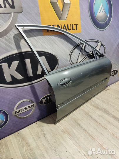 Дверь передняя Renault laguna 1 Прав