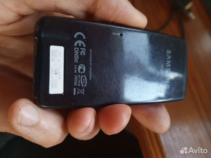 MP3 плеер Samsung YP-S3 2gb в хорошем состоянии
