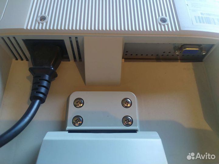 Монитор Samsung 17