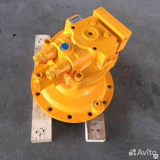 Гидромотор поворота Hyundai R210NLC-9 39Q6-11101