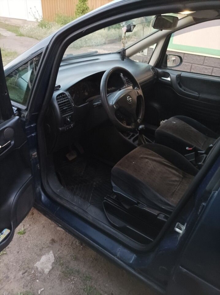Opel Zafira: фото из отзыва