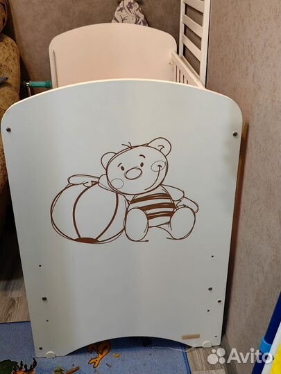 Детская кроватка