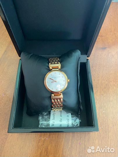 Золотые часы с бриллиантами женские швейцарские