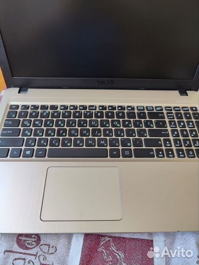 Ноутбук Asus R540N