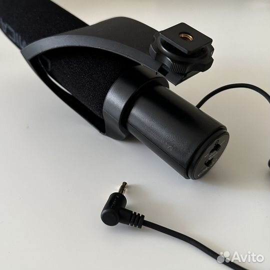 Микрофон Comica CVM-V30 PRO