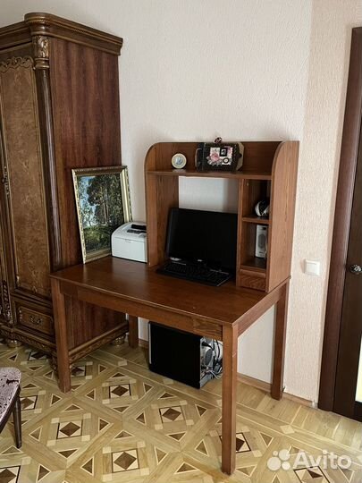 Компьютерный стол