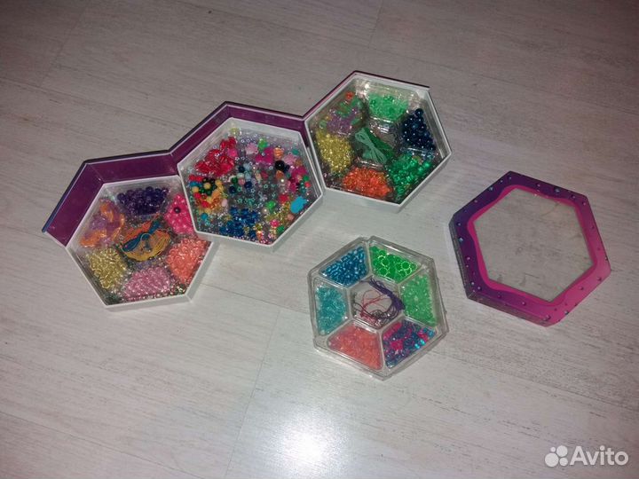 Набор для творчества. бусы/браслеты своими руками