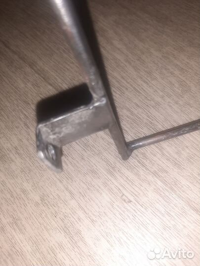 Багажник на велосипед передний