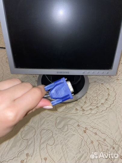 Монитор Samsung syncmaster 540n