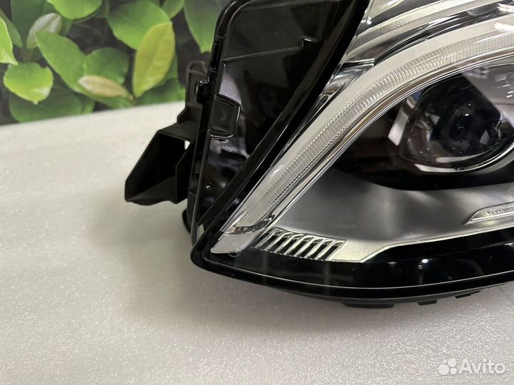 Фара Mercedes W166 LED Intelligent Black левая