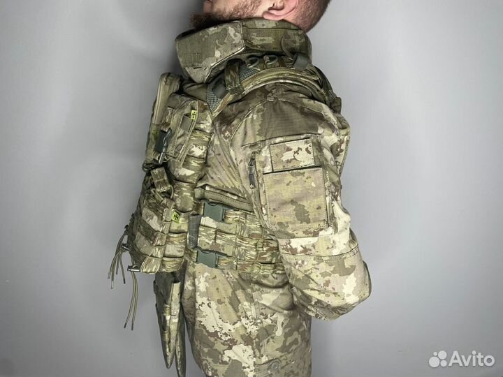 Плитник с подсумками