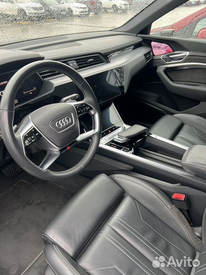 Audi e-tron 408 л.с. AT, 2019, 52 000 км