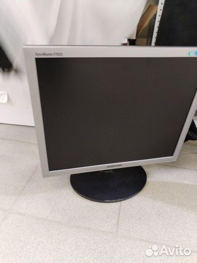 Монитор для компьютера samsung