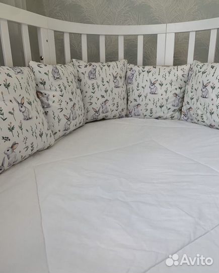 Бортики в кроватку новые
