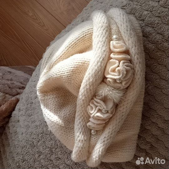 Шапка женская вязаная