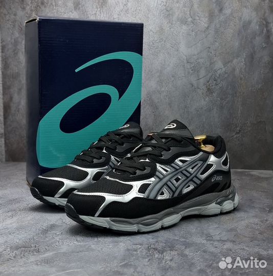 Мужские кроссовки Asics