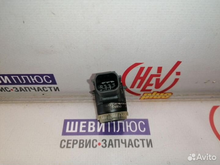 Датчик парктроника Cadillac Escalade