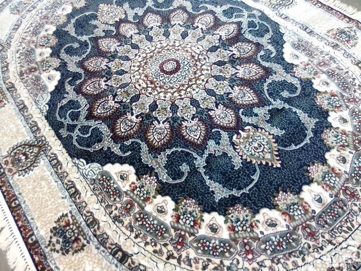 Ковер размером : 1.60х2.30 (№ 25790 о) новый