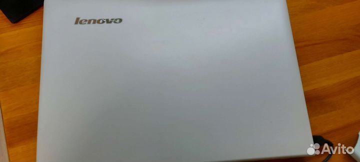 Ноутбук Lenovo