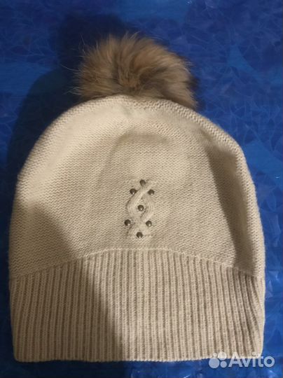 Шапка и перчатки женские