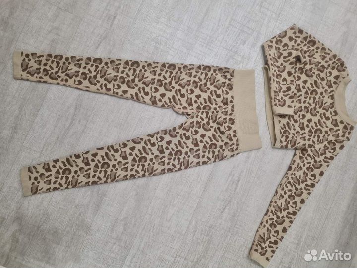 Спортивный костюм 44