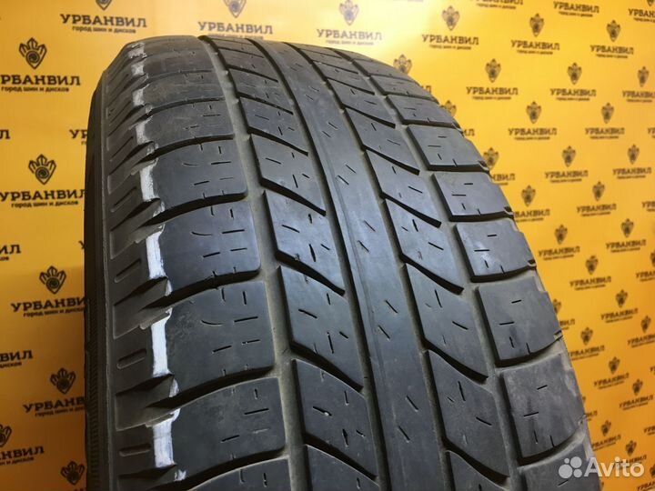 Goodyear Wrangler HP All Weather 235/65 R17