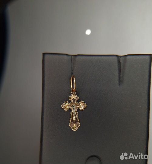 Золотой крестик 585