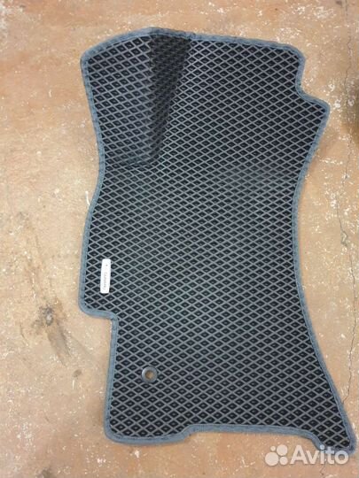 Эва коврики для Subaru outback bp9 (левый руль)