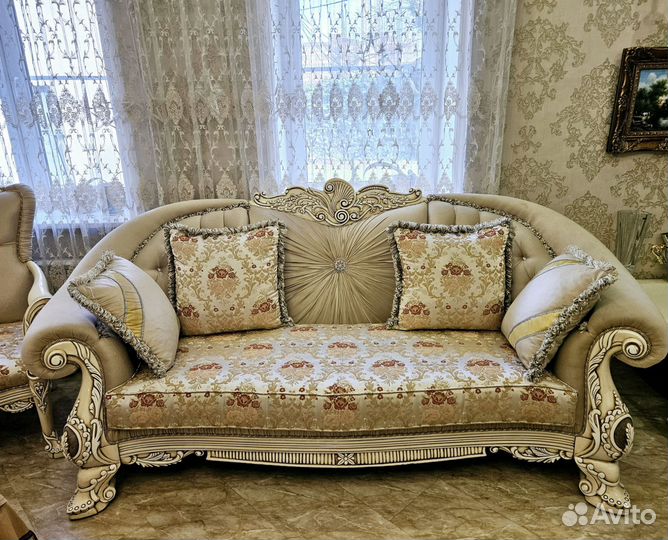 Мягкая мебель. Турция. Натуральное дерево