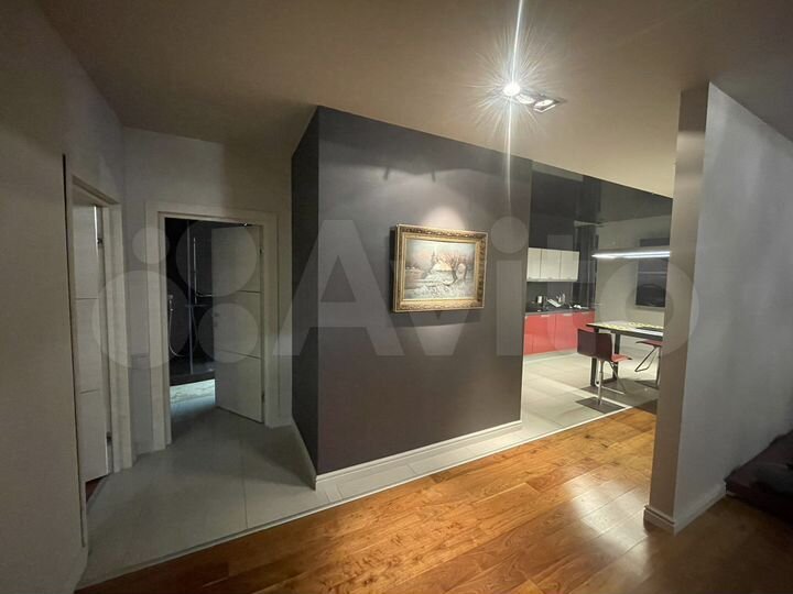 3-к. квартира, 140 м², 5/6 эт.