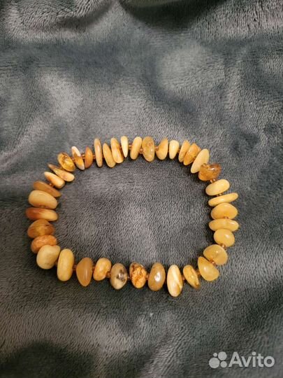 Браслет из янтаря