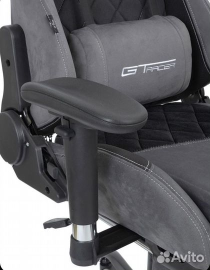 Кресло компьютерное игровое с подножкой