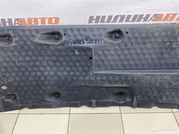 Защита днища правая VW Гольф 6