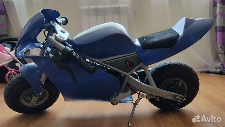 Электрический мотоцикл Razor Pocket Rocket