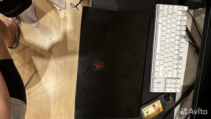 Игровой ноутбук msi 17