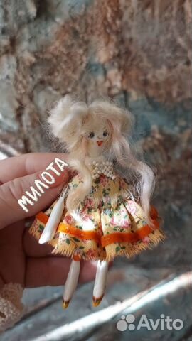 Маленькая куколка