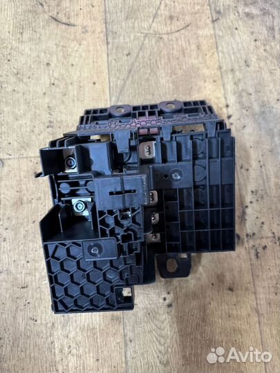 Блок предохранителей BMW 5 G30 бмв 8796238