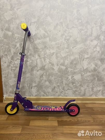 Самокат детский двухколесный для девочки