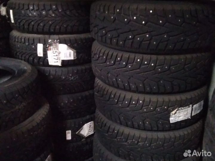 Yokohama Geolandar CV G058 215/70 R16