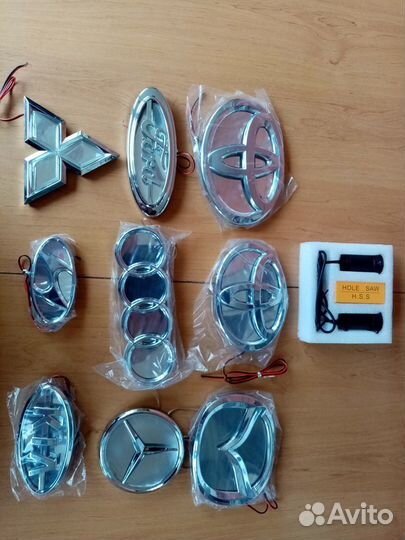 Эмблема (логотип) с 3D подсветкой