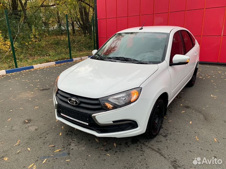 LADA Granta 1.6 МТ, 2022, 50 км
