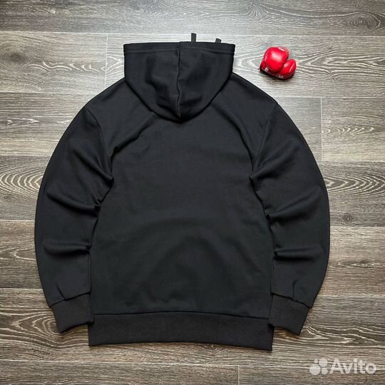 Толстовка Hugo