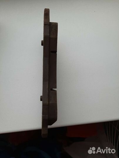 Тормозные колодки передние и задние